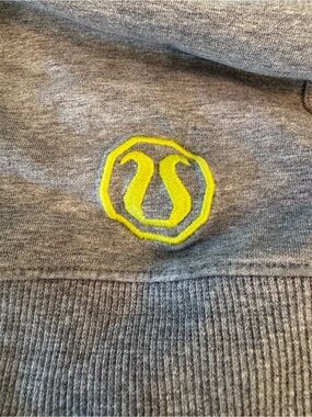 Lulu Lemon Vintage Men's Gray Pullover Sweater with Yellow Logo Embroidery